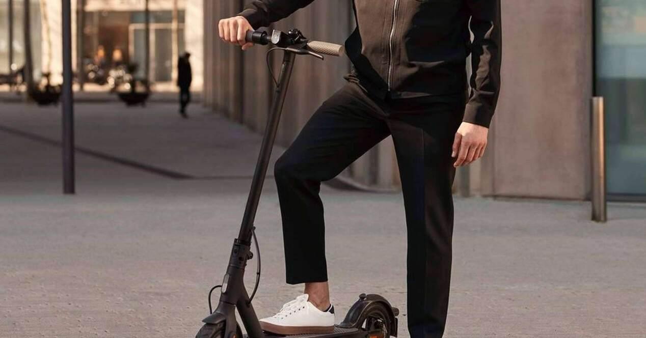 Ropa obligatoria montar patinete