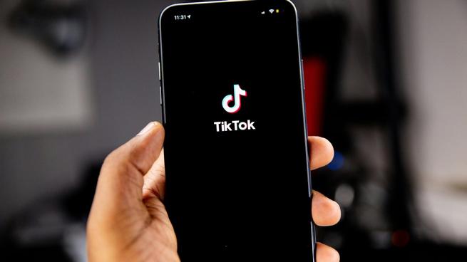 clonar voz ia tiktok